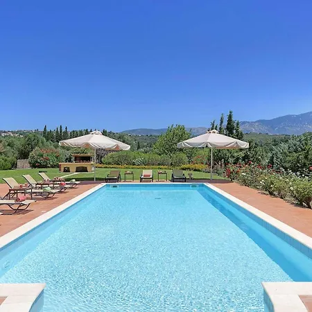 Diamandi Willa Kaligata